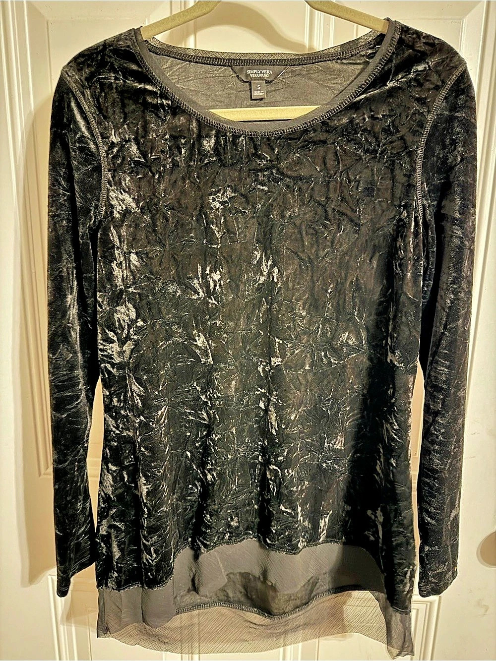 Simply Vera Wang Crushed Velvet Mesh Hem Tunic Top Black Small